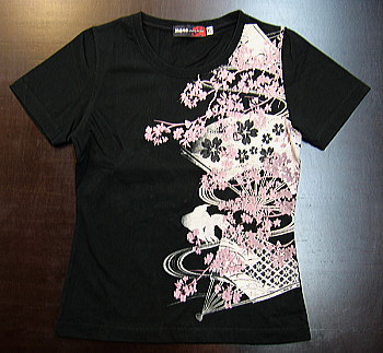 レディース和柄半袖Tシャツ 扇桜土佐金魚刺繍